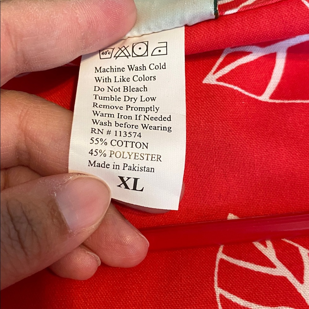 Peppermint Scrubs Pink w/ White Floral Print Scrub Top - Picture 5 of 5